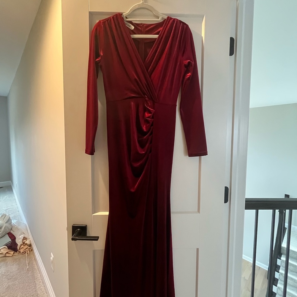 Elegant Long Sleeve Velvet Wrap Dress in Burgundy